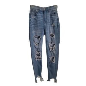 American Eagle Women's Jean Style Mom Jean Heavily Distressed‎ Size 00